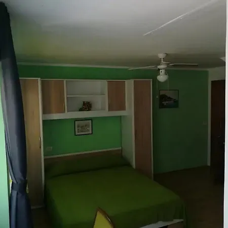 With Parking Space Beli - - 22435 * Cres