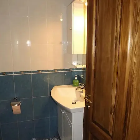 With Parking Space Beli - - 22435 * Cres