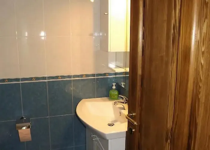 With Parking Space Beli - - 22435 * Cres